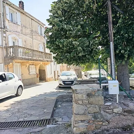 Charmante Maison Avec Vue Sur La Montagne A *