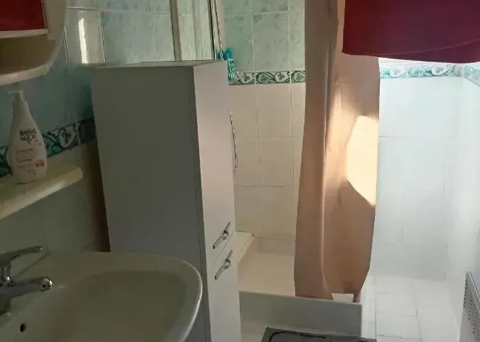 Holiday home Charmante Maison Avec Vue Sur La Montagne A *